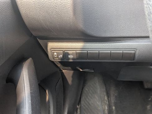 Used 2024 Toyota Corolla LE FWD image 15