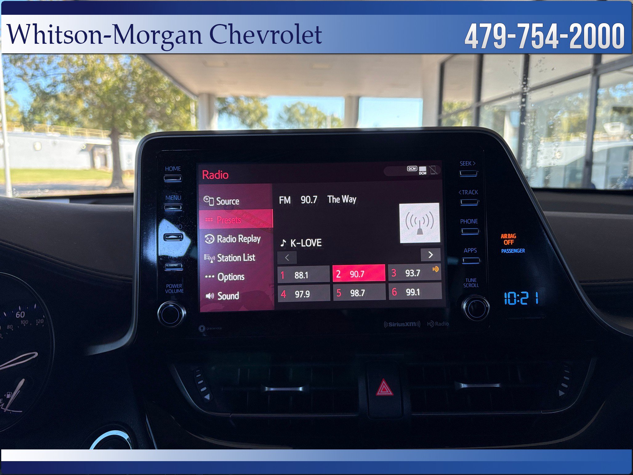 Used 2019 Toyota C-HR Limited FWD image 25