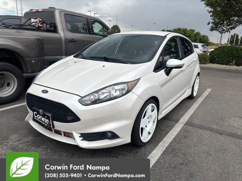 Used 2016 Ford Fiesta ST FWD image 1