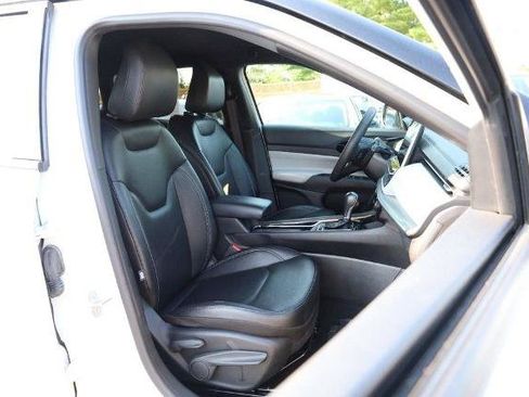 Used 2025 Jeep Compass Limited AWD/4WD image 24