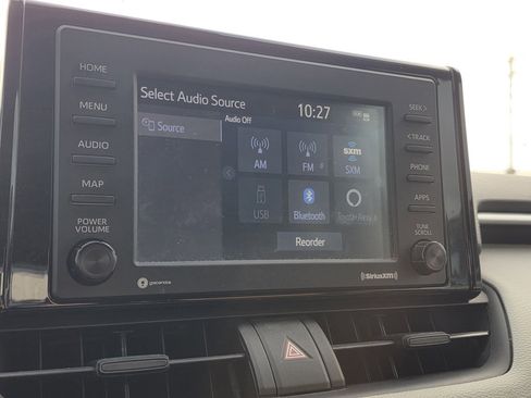 Used 2020 Toyota RAV4 XLE image 15