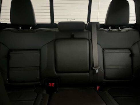 Used 2021 GMC Sierra 1500 Denali w/ Technology Package AWD/4WD image 13