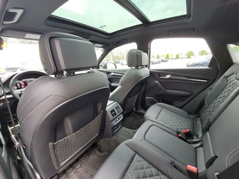 Certified 2024 Audi SQ5 Prestige AWD/4WD image 18