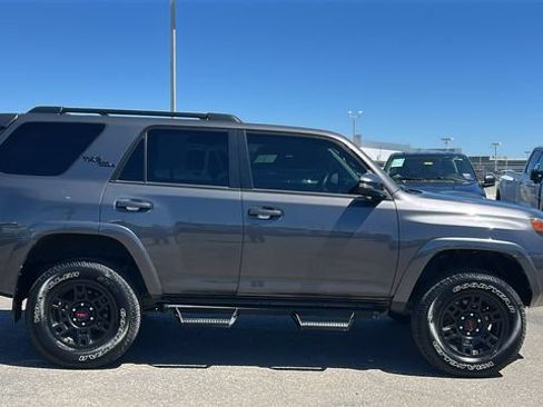 Used 2021 Toyota 4Runner TRD Off-Road Premium w/ Moonroof Package AWD/4WD image 2