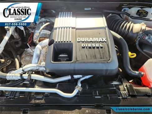 Used 2024 Chevrolet Silverado 1500 ZR2 w/ Technology Package image 29