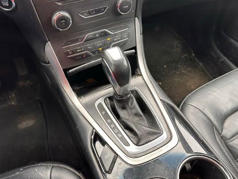 Used 2015 Ford Edge SEL w/ Equipment Group 201A image 30