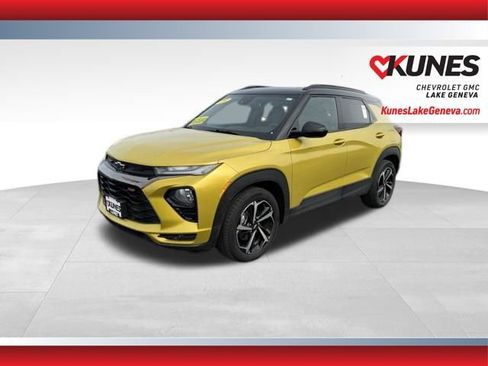 Used 2023 Chevrolet TrailBlazer RS w/ Sun and Liftgate Package FWD image 11