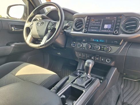 Used 2023 Toyota Tacoma TRD Sport w/ Technology Package AWD/4WD image 30