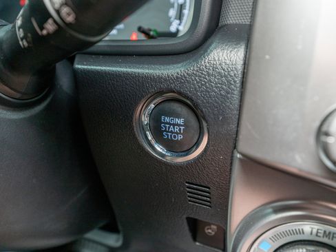 Used 2024 Toyota 4Runner Limited image 31