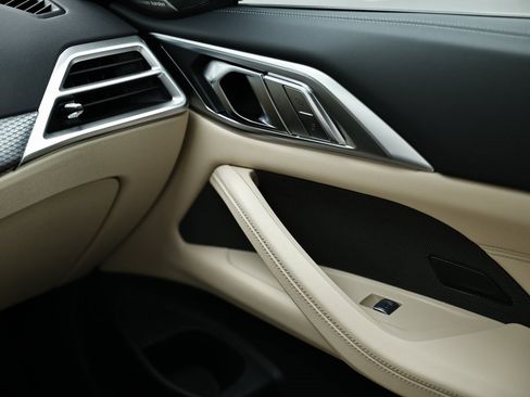 New 2026 BMW M440i Convertible w/ Premium Package image 40