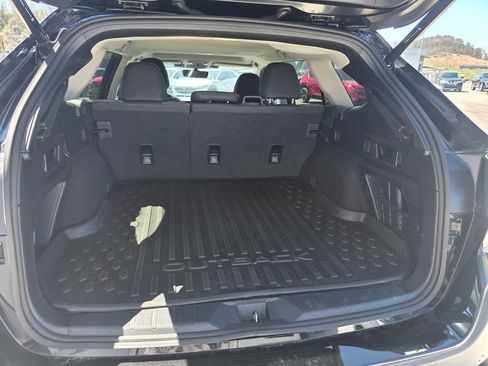Used 2023 Subaru Outback Onyx Edition image 8