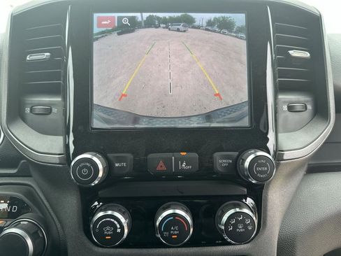 New 2026 RAM 1500 Express AWD/4WD image 32