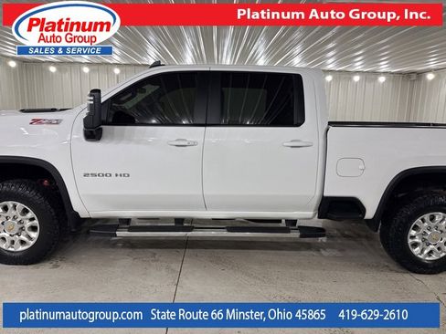 Used 2024 Chevrolet Silverado 2500 LT image 2