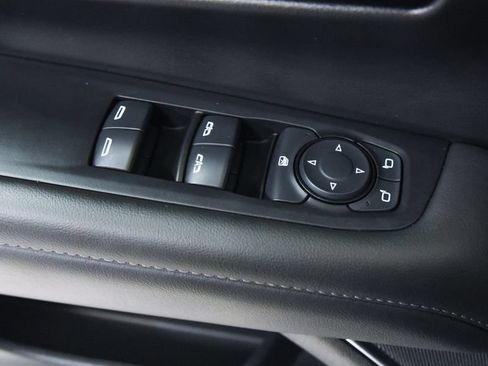 Used 2025 Chevrolet Suburban LS AWD/4WD image 21