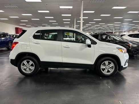 Used 2020 Chevrolet Trax LS image 8