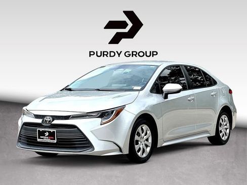 Used 2023 Toyota Corolla LE FWD image 4