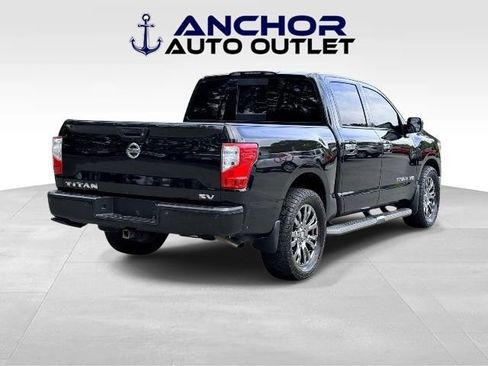 Used 2019 Nissan Titan SV w/ SV Convenience Package RWD image 8