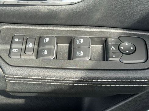 New 2026 RAM 1500 Laramie AWD/4WD image 10