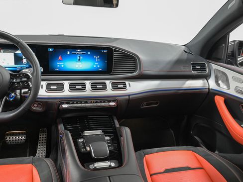 Used 2025 Mercedes-Benz GLE 53 AMG 4MATIC Coupe image 29