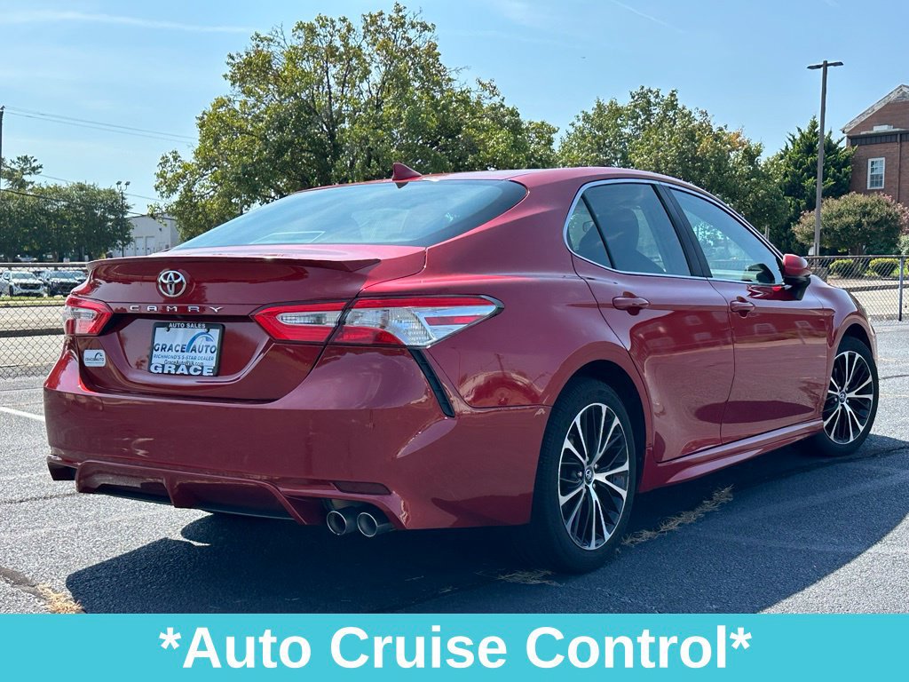 Used 2020 Toyota Camry SE FWD image 8