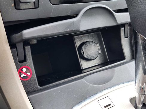 Used 2010 Toyota Corolla LE image 21