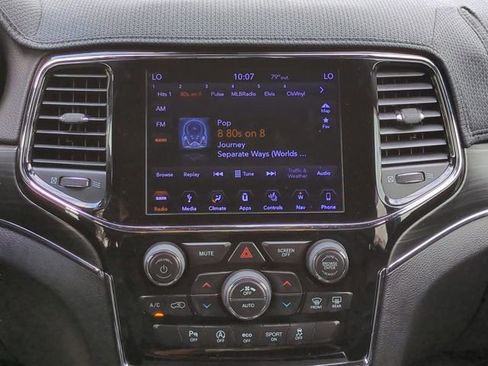 Used 2019 Jeep Grand Cherokee Limited AWD/4WD image 14