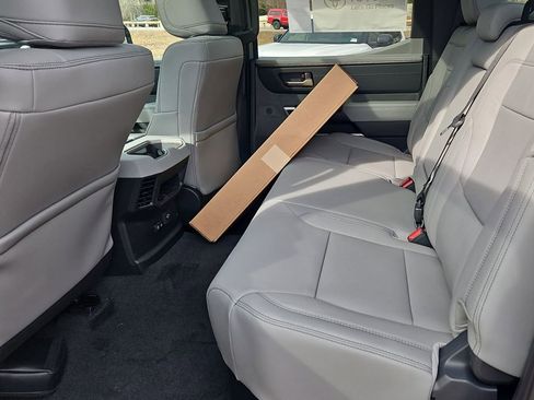 New 2026 Toyota Tundra Limited AWD/4WD image 23