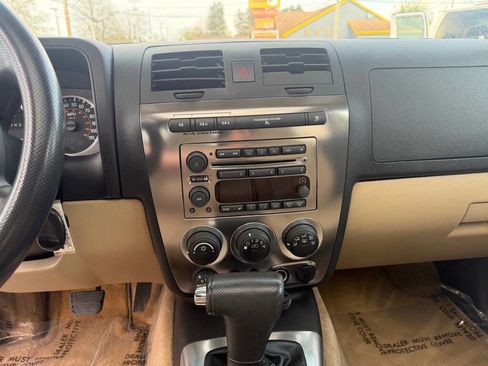 Used 2006 HUMMER H3 image 15
