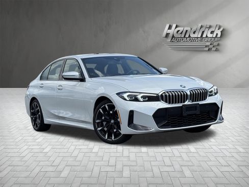 Used 2026 BMW 330i xDrive Sedan w/ M Sport Package AWD/4WD image 2