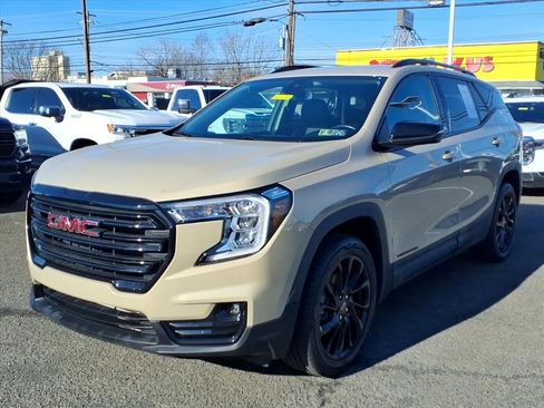 Certified 2023 GMC Terrain SLT w/ Elevation Edition image 8