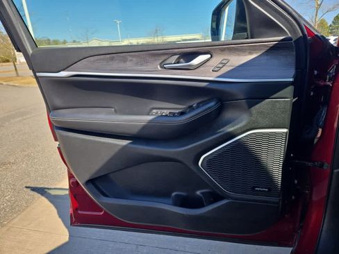 Used 2023 Jeep Grand Cherokee 4WD 4xe w/ MOPAR Finishing Package image 21