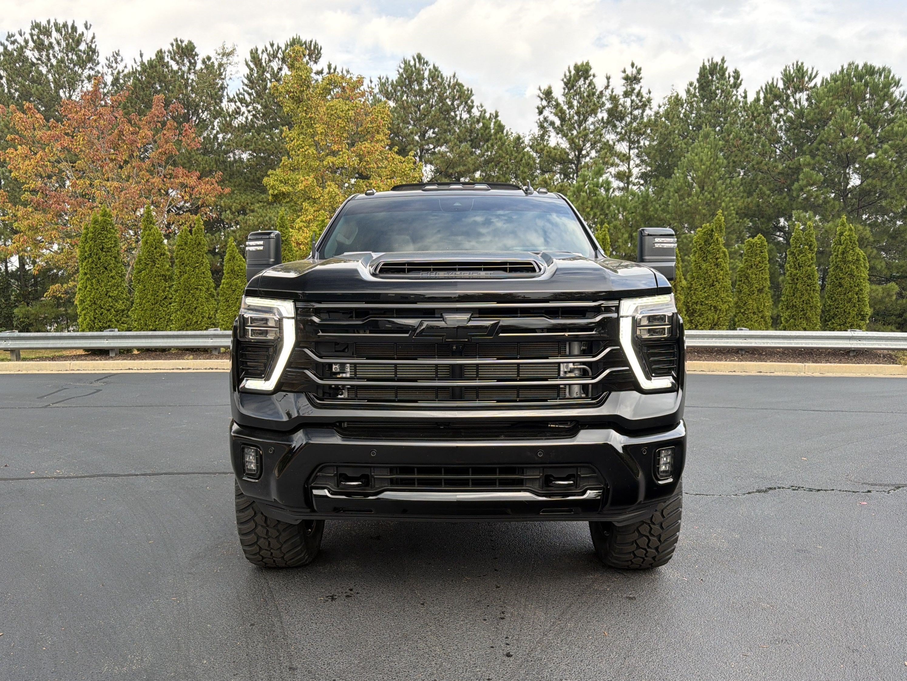 Used 2026 Chevrolet Silverado 3500 High Country w/ High Country Premium Package AWD/4WD image 15