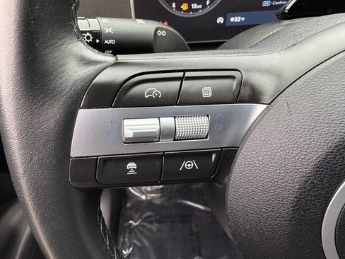 Used 2025 Hyundai Tucson SEL image 22