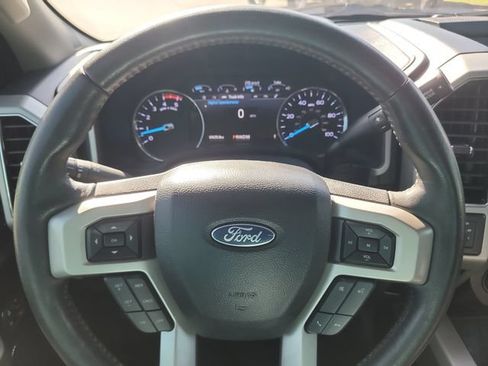 Used 2020 Ford F250 Lariat w/ Lariat Ultimate Package AWD/4WD image 29