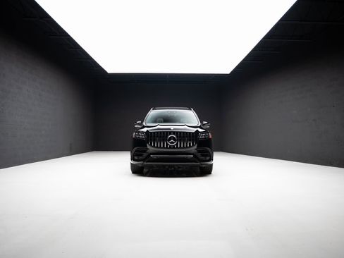 Used 2024 Mercedes-Benz GLS 63 AMG 4MATIC image 95