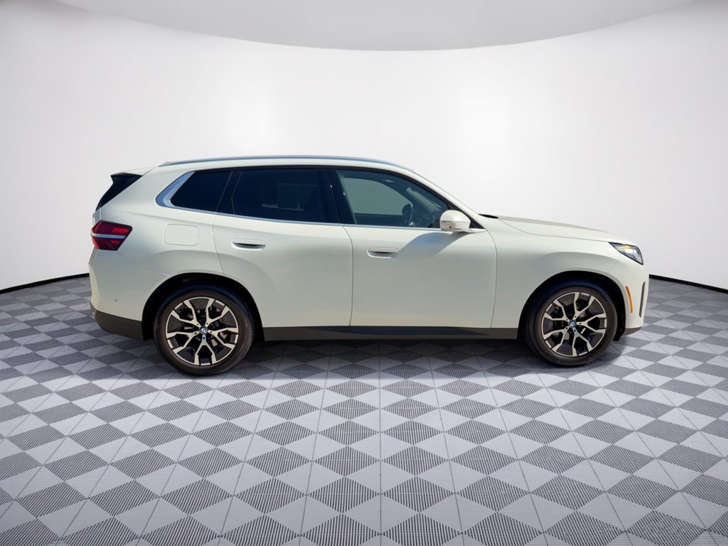 Certified 2025 BMW X3 xDrive30i w/ Premium Package AWD/4WD image 8