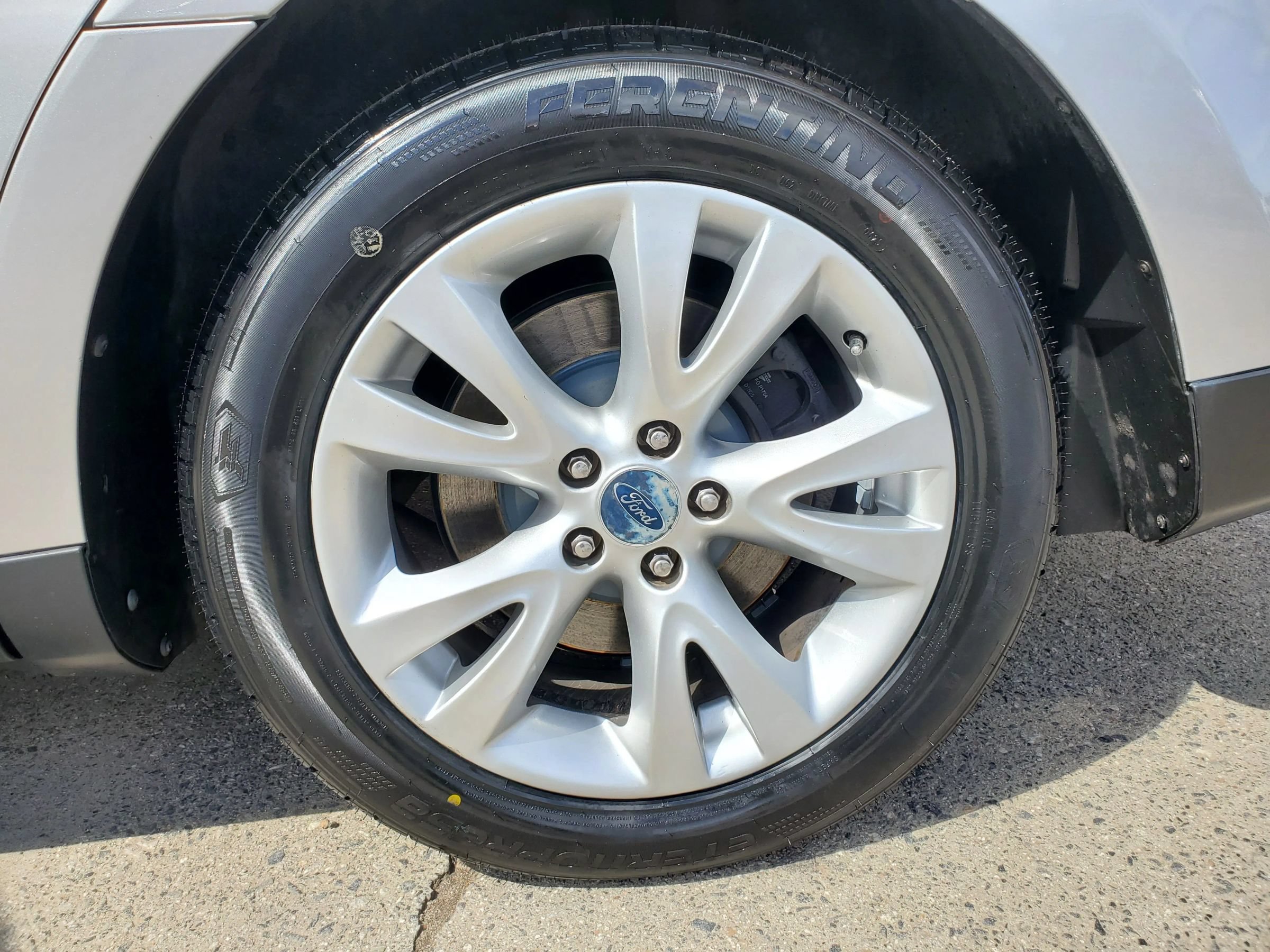 Used 2010 Ford Taurus SEL FWD image 54