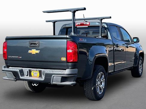 Used 2018 Chevrolet Colorado Z71 image 2