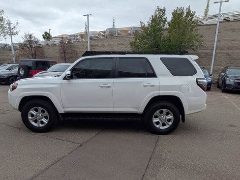 Used 2021 Toyota 4Runner SR5 Premium image 8