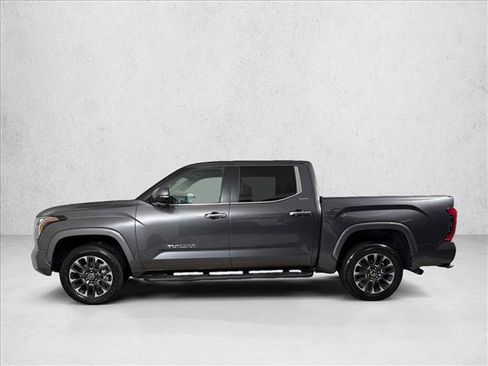 Used 2024 Toyota Tundra Limited AWD/4WD image 7