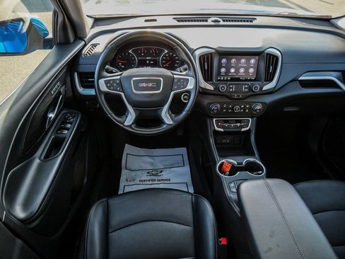 Used 2024 GMC Terrain SLT AWD/4WD image 30