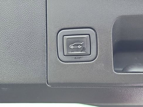 Certified 2024 Cadillac XT5 Sportv image 29