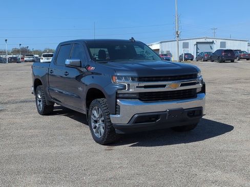 Used 2021 Chevrolet Silverado 1500 LT image 3