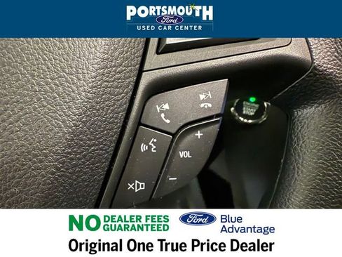 Used 2024 Ford Edge SE w/ Black Appearance Package image 16