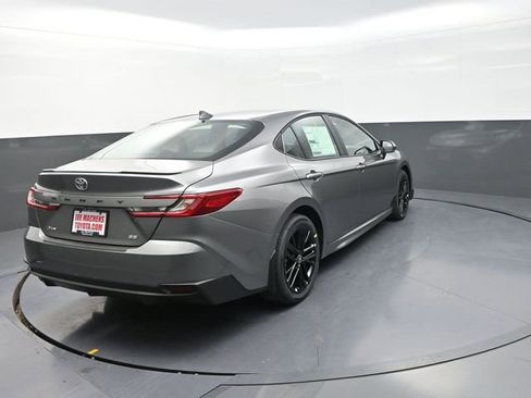 New 2026 Toyota Camry SE w/ Convenience Package FWD image 7