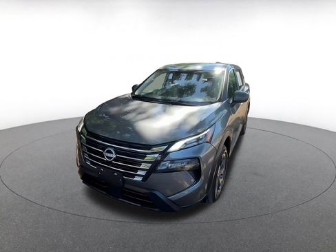 Used 2025 Nissan Rogue SV FWD image 7