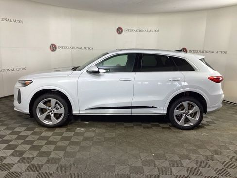 New 2025 Audi Q5 2.0T Premium Plus image 7