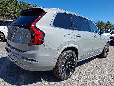New 2026 Volvo XC90 T8 Ultra w/ Protection Package Premier AWD/4WD image 4