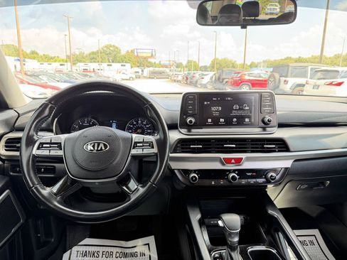 Used 2020 Kia Telluride LX AWD/4WD image 19
