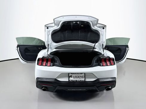 Used 2024 Ford Mustang Coupe RWD image 19